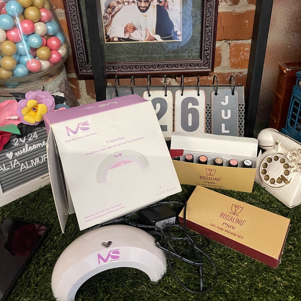 Gel nail bundle